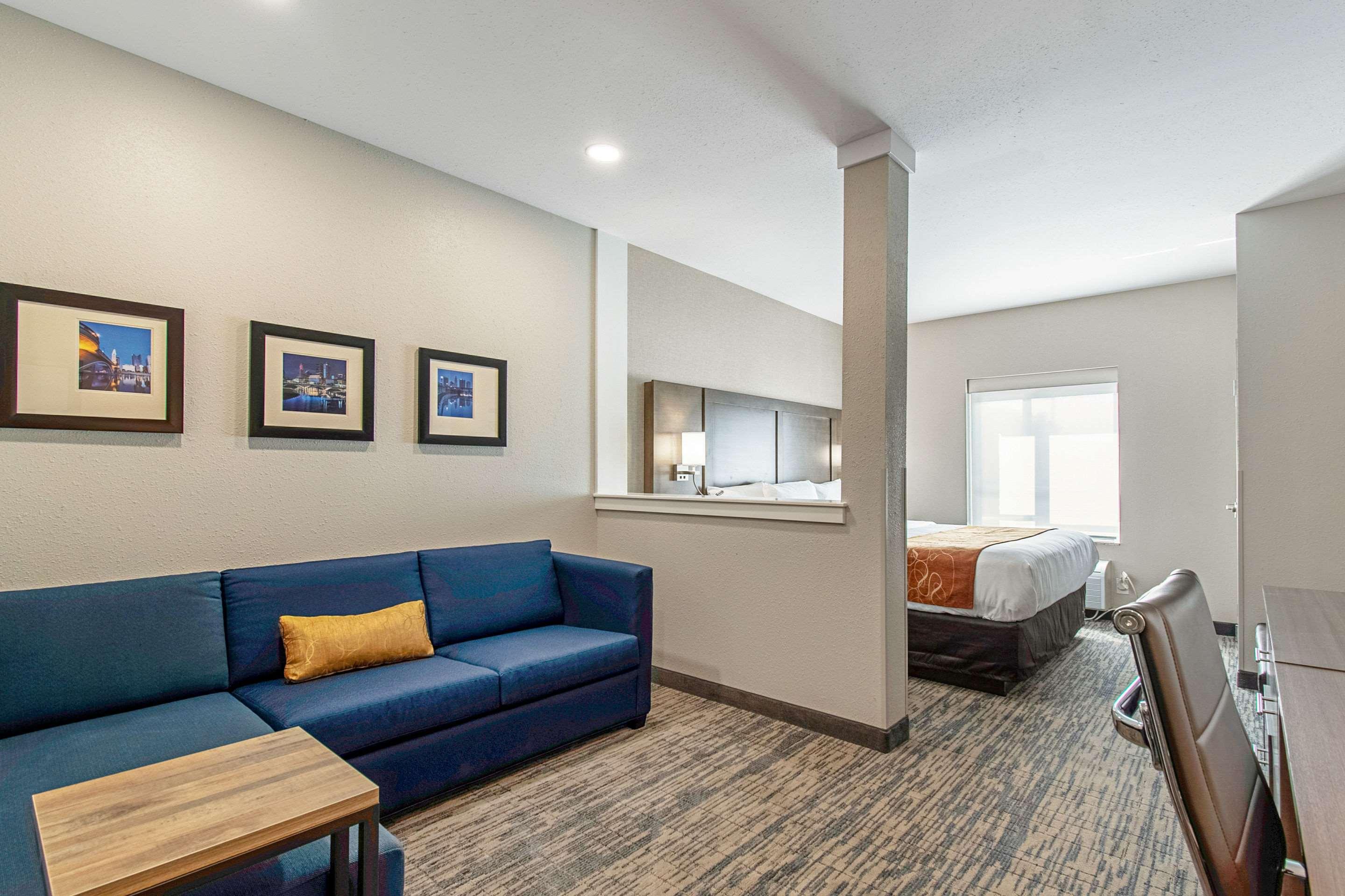 Comfort Suites Grove City - Columbus South מראה חיצוני תמונה