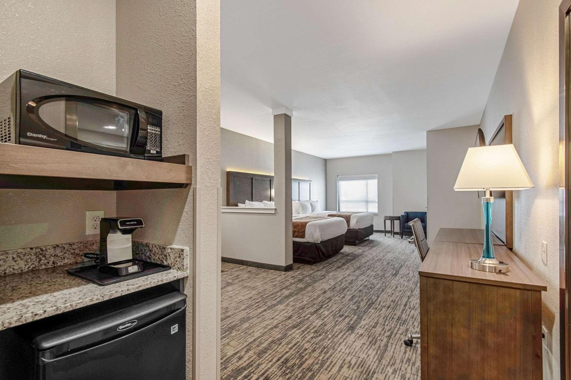 Comfort Suites Grove City - Columbus South מראה חיצוני תמונה